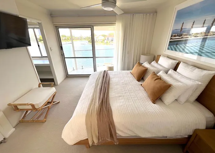 Villa Aquila - Mermaid Waters